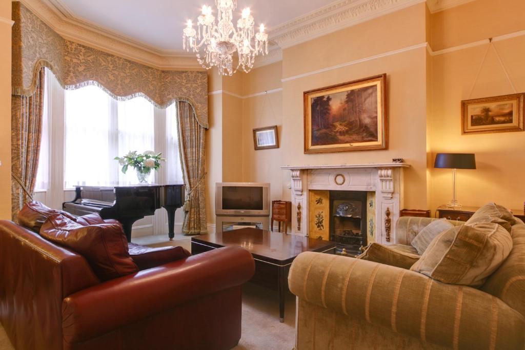 Guest house Glenogra Townhouse