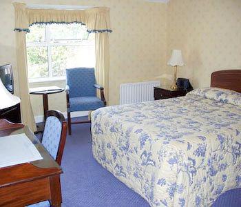 Glenogra Townhouse 4*
